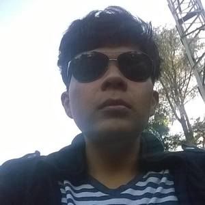 Meet your Posher, Elias